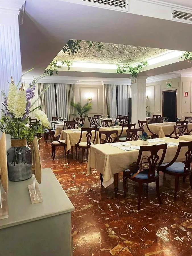 Hotel Carmen La Carlota