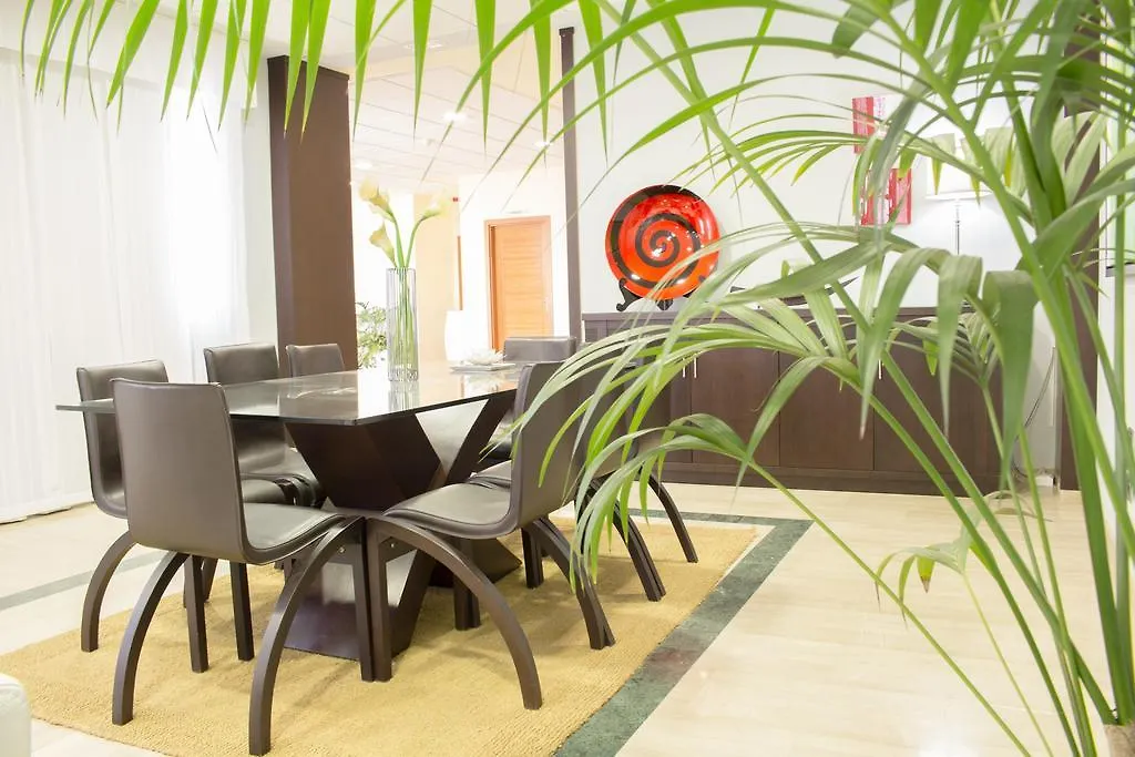 Hotel Carmen La Carlota